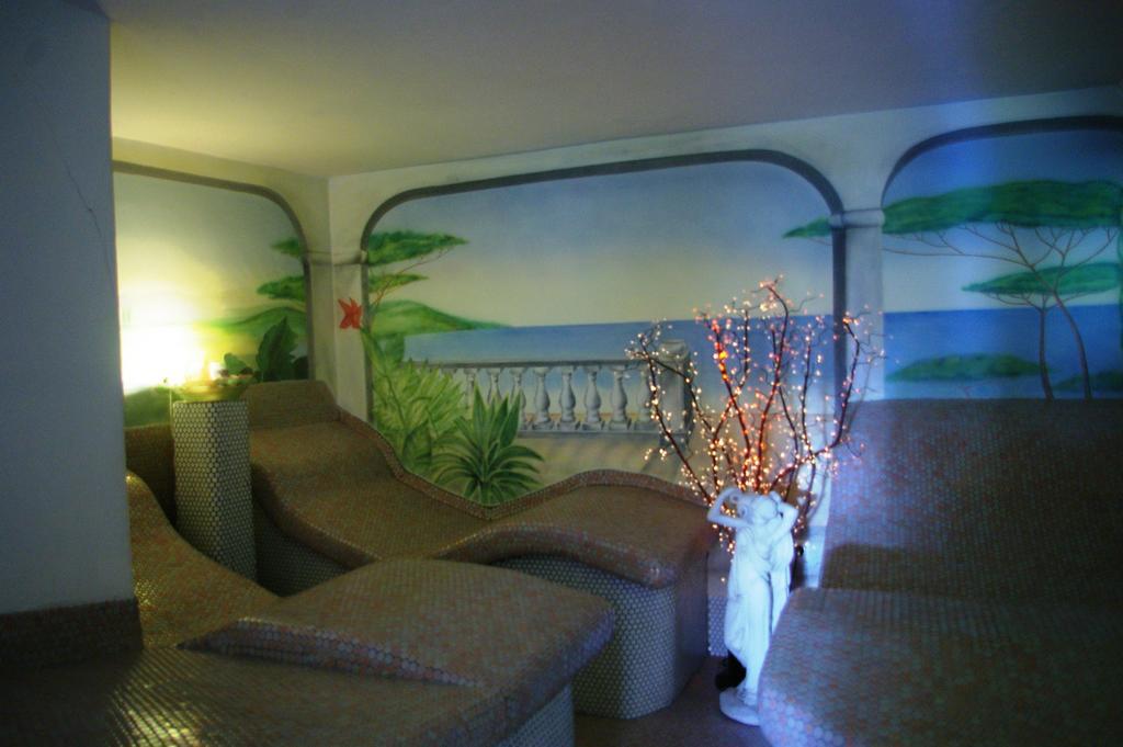 Eußenheim Pension Fitnessoase מראה חיצוני תמונה